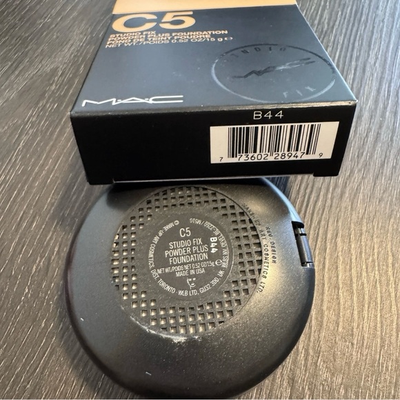 MAC Cosmetics Studio Fix Powder Plus Foundation - C5 - Picture 4 of 4